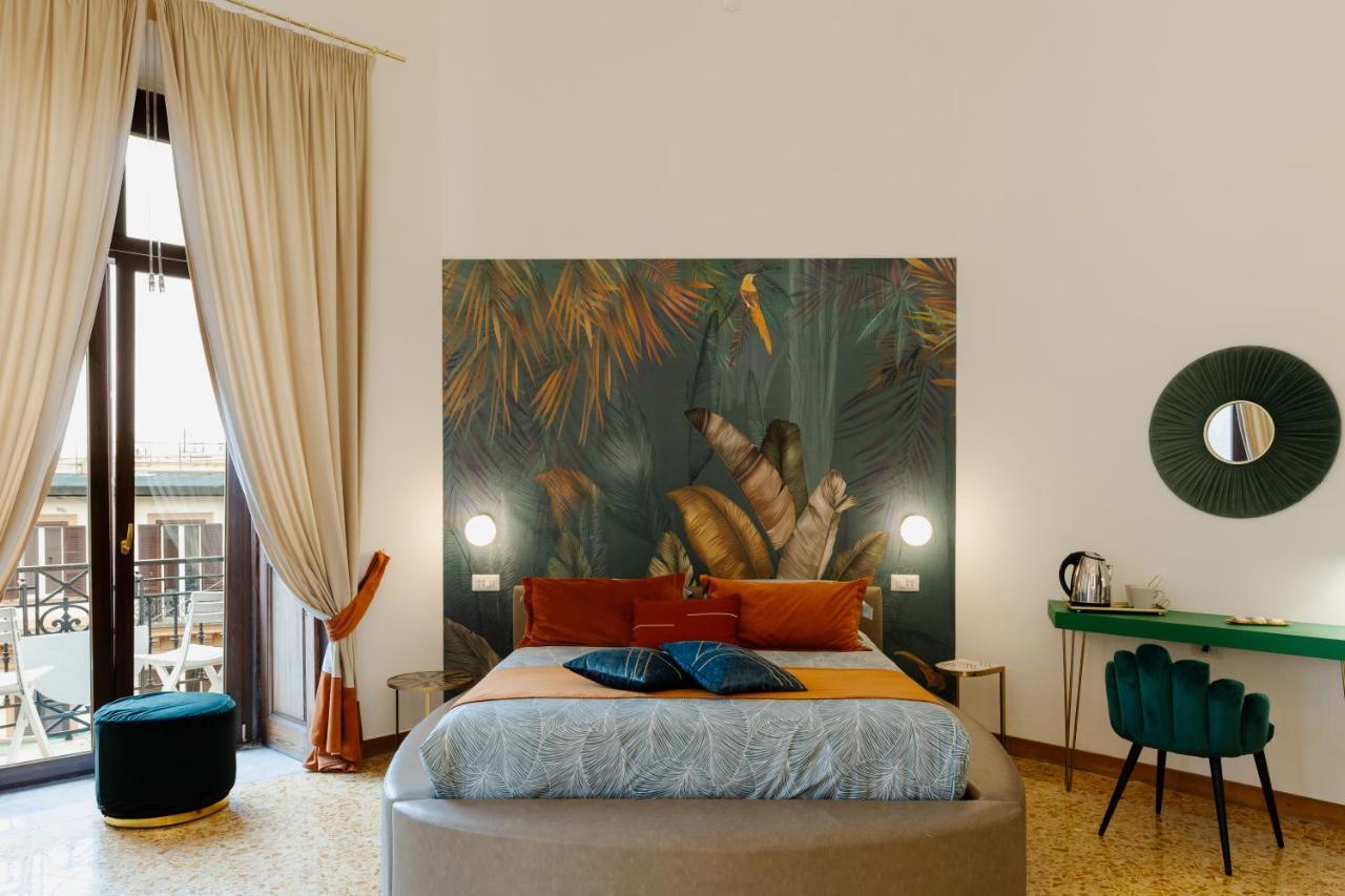 מלון נאפולי La Lepre Felice מראה חיצוני תמונה